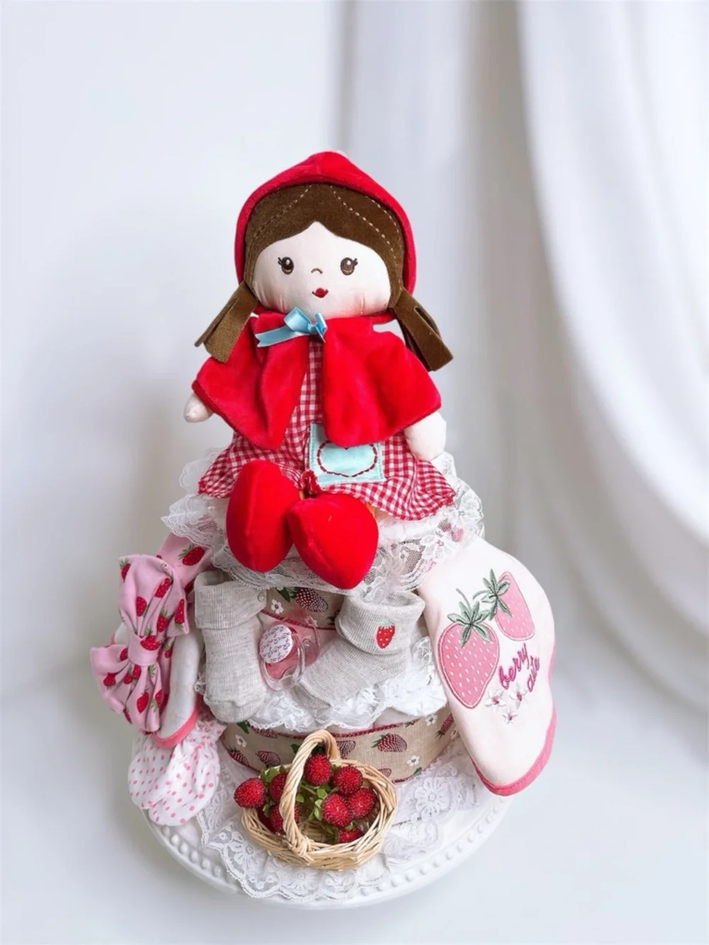 Little Red Riding Hood Diaper Cake, Strawberry Diaper Cake, Baby shower gift